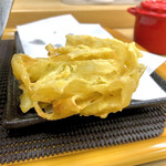 はなちゃんうどん  - 分厚くボリュームのあるゴボウ天が2個も！！