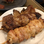 やきとり仲屋 - 正肉　130円　　
            あみレバー　140円　
            あぶらみそ　140円