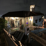 ヨナサルウテ - 個性的で感じのいい外観です。