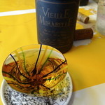 ジョンティ - アルザスの蒸留系で樽かかってるのは 52歳にして初めて呑みました しかも、香りよくって美味しくって 複雑な余韻が楽しめる ふぅぅぅぅぅぅぅ 満足！満足！！大満足なりぃ！！  やはりジョンティはイイお店