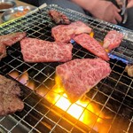 焼肉ホルモン 大笑 - 