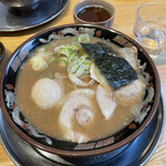 とんこつらぁ麺 松もと - 