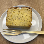 UEHARA KITCHEN - レモンポピーシードのパウンドケーキ