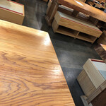 博多もつ鍋 やまや 和膳 - コロナ仕様で使ってない真ん中のテーブル