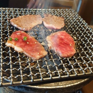 長岡でランチに使える焼肉 ランキング 食べログ