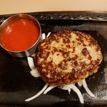 トマト&オニオン - 食べ放題のハンバーグ(トマトソース)