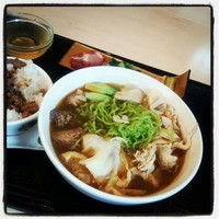 天香回味 赤坂別館 - 薬膳翡翠湯麺セット（辛口）