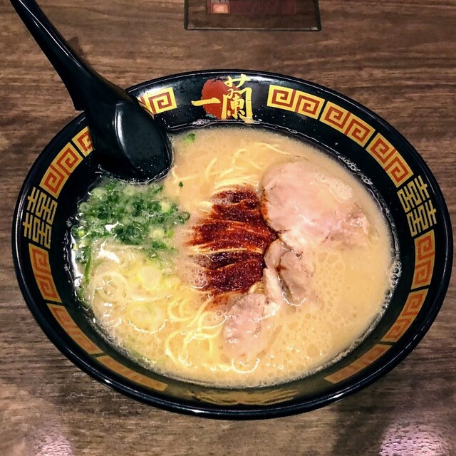 一蘭 新宿歌舞伎町店 西武新宿 ラーメン 食べログ