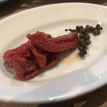 旬菜バール リカリカーレ - ドライトマトあて