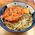 つるや - 紅生姜天そば（420円）＋生たまご（60円）