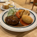 洋食 アルチザン - ハンバーグ&カニコロセット、パン