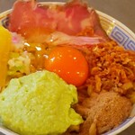 グル グル シロヘビ ヌードル - 