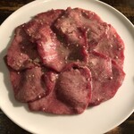 焼肉×バル マルウシミート - 特選牛タン塩