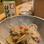 Shokurakushuka Tomo - 宮崎の芋焼酎とレンコンのきんぴら　柚子胡椒風味