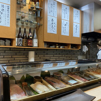 松寿司 - アットホームな柔らかい空間でいただくお鮨です♡