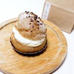 菓子と珈琲 暖 - シュークリーム