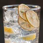 路地裏のメルカド - weのレモンサワー