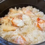料理屋 幸森 - 毛ガニの釜飯。贅沢です。