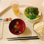 ホテル モンテ エルマーナ仙台 - 御飯・味噌汁・サラダ