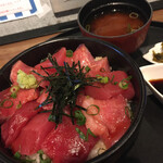 居酒屋 希SAKU - 鉄火丼1,020円