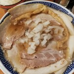 新潟発祥ラーメン なおじ - 背脂チャーシューメン\1,100