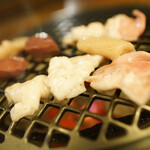 大衆炭火焼肉ジンギスカン ホルモン酒場 風土. - 焼くべし焼くべし‼︎