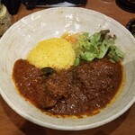 SPICY CURRY 魯珈 - 激辛！豚スペアリブのIndianChineseカレー