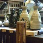 大納言本家 - 熱燗用の１合徳利が出番を待っています