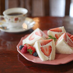 珈琲閣 - 2020年12月再訪：いちごサンド＆珈琲閣オリジナルブレンド☆