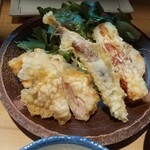 本陣 - 鶏·ししゃも·竹輪·長芋の天ぷら定食でした。