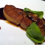 レストラン リューズ - 鴨フォアグラのソテー、黒イチジクとベルジュソースと共に