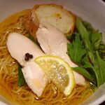 ヌードルアートギャラリーリョータテヅカ - 天使の海老オイル＋和出汁の拉麺の具