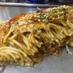 お好み焼 キャベツ - お好み焼きの断面
