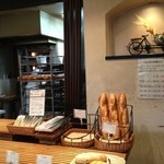 トラン・ブルー - 