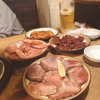 炭火焼肉 ホルモンセンター どうげん_0