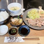 Sumibi Yaki Taiga - 和牛上カルビ定食