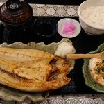 エビフライと定食 うおのぶ食堂 - 