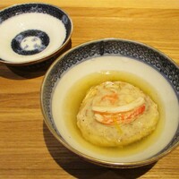乙味 あさ井 - 石川せいこ蟹 自然薯 香箱真丈　柚子あん掛け：せいこ蟹の甲羅にせいこ蟹の身と自然薯で造られた ふわふわの香箱真薯に トォロォ～リと柚子餡が掛けられています。　　　　　2020.12.19