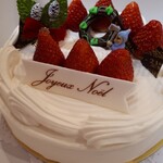オーボンヴュータン 尾山台店 - 苺のショートケーキ