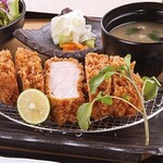 東京とんかつあげは - A-1,千曲産極厚切り豚ロース