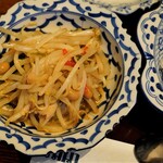 メナムのほとり - モヤシ炒め