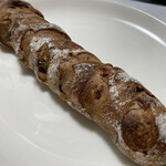 コンセントマーケット - クランベリーのバゲット