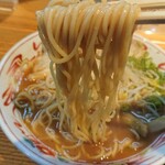 Jiroumen - チャーシュー&ワンタン麺、小650円