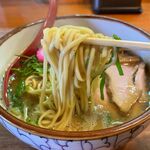 麺屋 高橋 - おさかな正油らーめんの麺