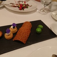 ヴァンサンク・ブランシュ - からの小菓子！こんなにー！