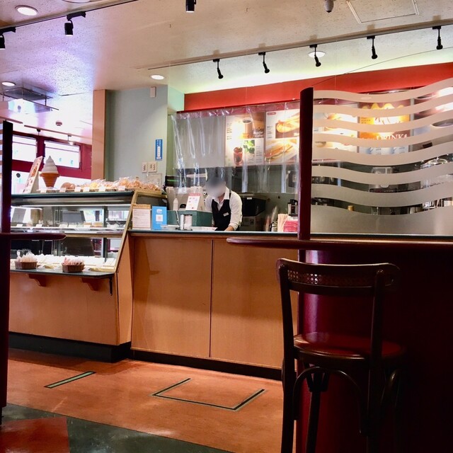 ベローチェ 新宿五丁目店 Veloce 新宿三丁目 カフェ 食べログ