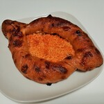 甘い玉葱の香りとチーズ、黒胡椒が食をそそるハード系、あめ色玉葱とチーズのフランス259円