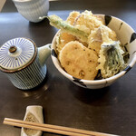 蕎麦・料理　笑人 - ミニ野菜天丼