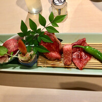 牛刺しと焼肉 仔虎 クリスロード店 - 