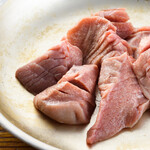 赤井ホルモン - 厚切り豚タン